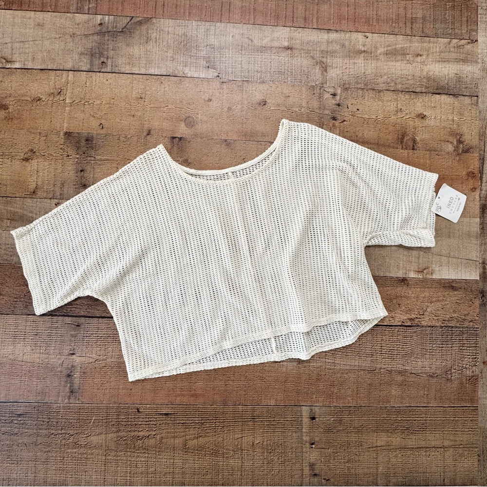 Cream Mesh Knit Crop Top Women Size SMALL/MED NEW with TAGS